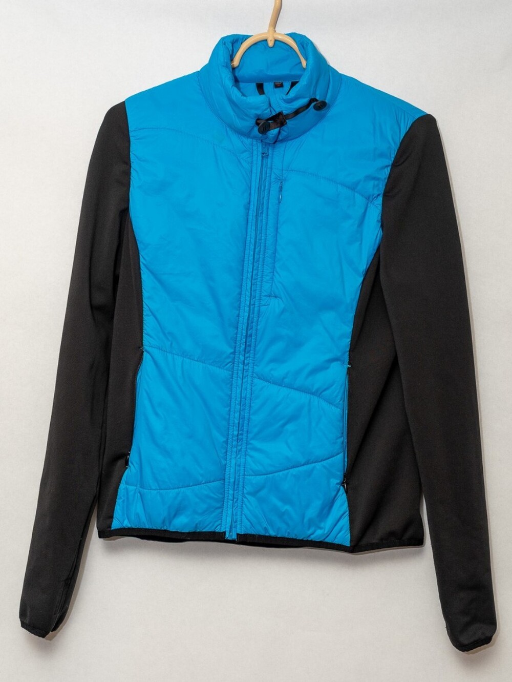 Women’s Fera Aqua Blue & Black Hybrid Puffer Jacket Size Medium